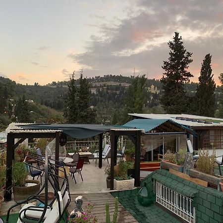 Sweet 'En Kerem View Bed and Breakfast Jerusalem Eksteriør billede