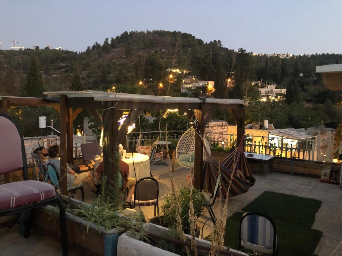 Sweet 'En Kerem View Bed and Breakfast Jerusalem Eksteriør billede