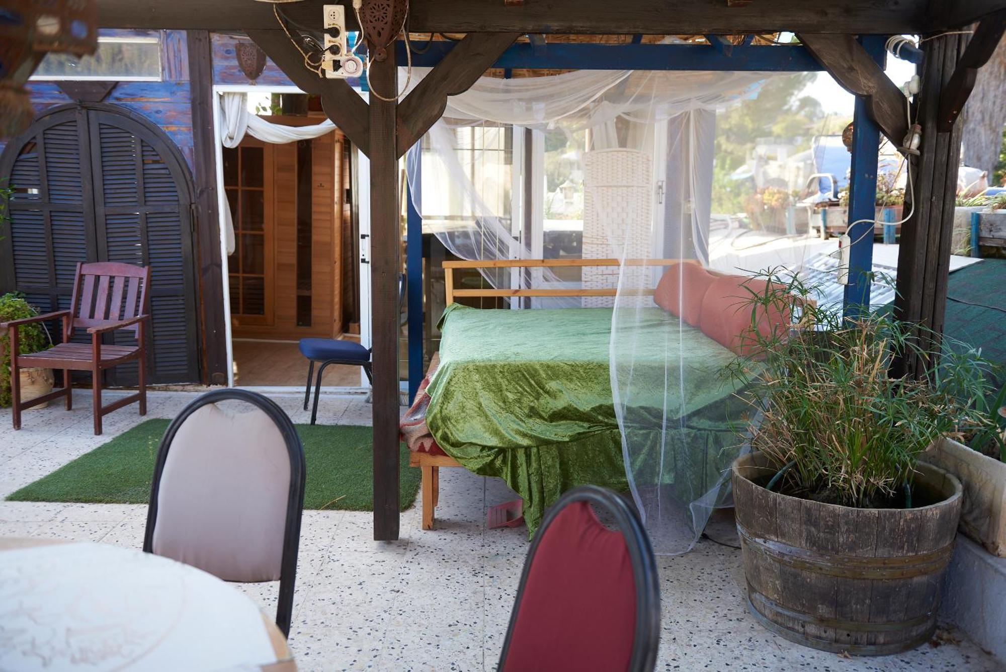 Sweet 'En Kerem View Bed and Breakfast Jerusalem Eksteriør billede