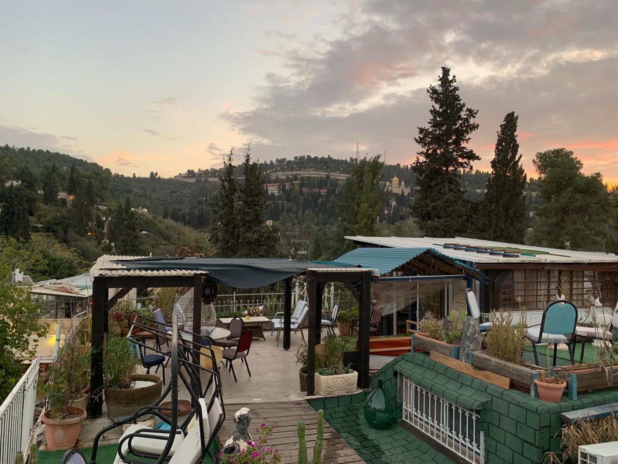 Sweet 'En Kerem View Bed and Breakfast Jerusalem Eksteriør billede
