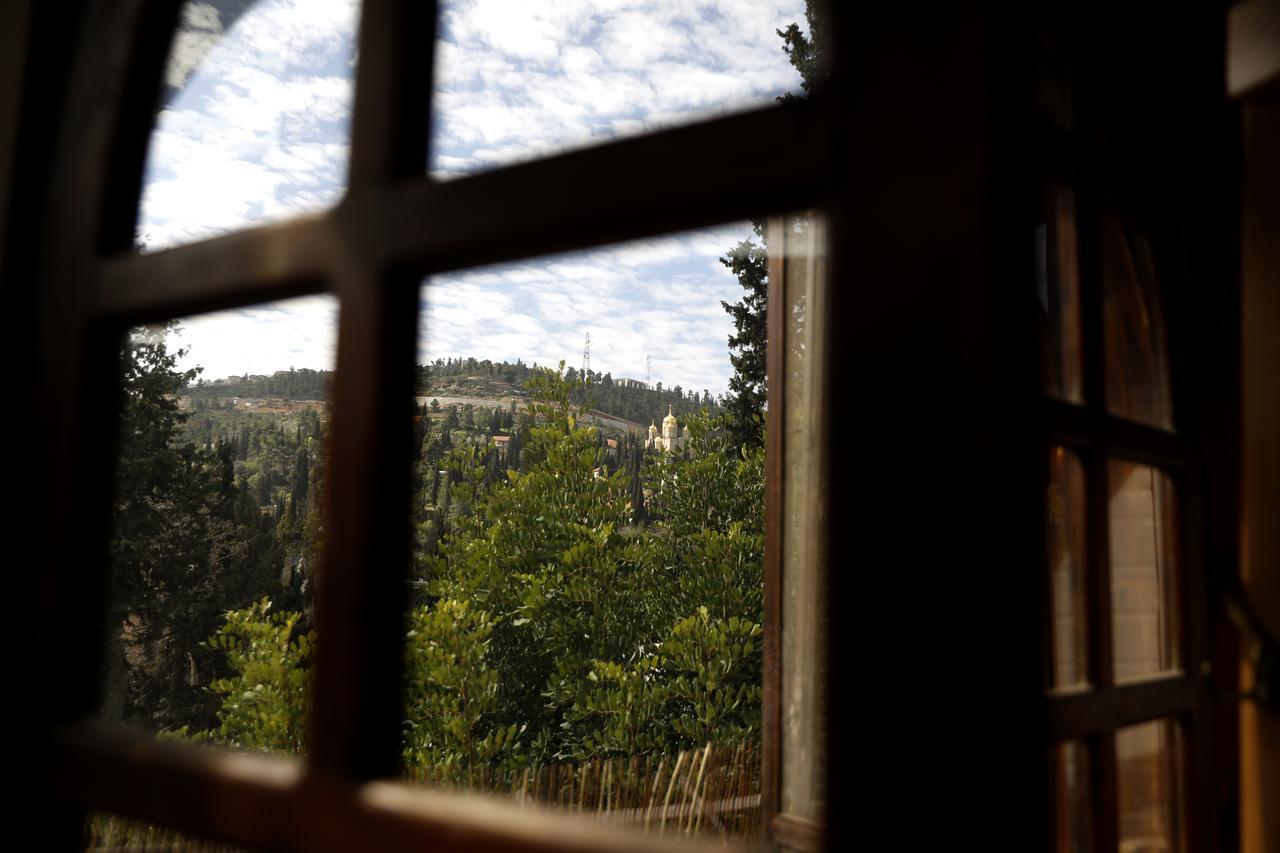 Sweet 'En Kerem View Bed and Breakfast Jerusalem Eksteriør billede